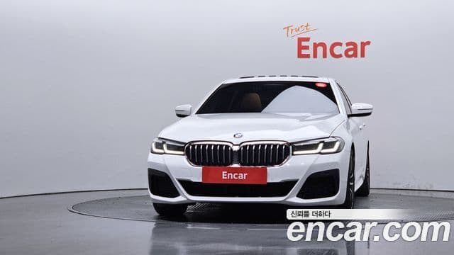 BMW 5 Series 2023 — Şəkil 2/20