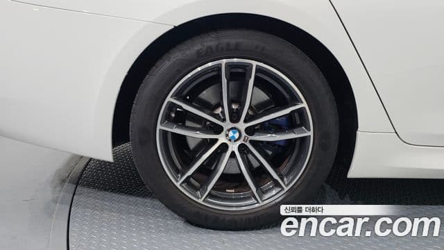 BMW 5 Series 2023 — Şəkil 4/20