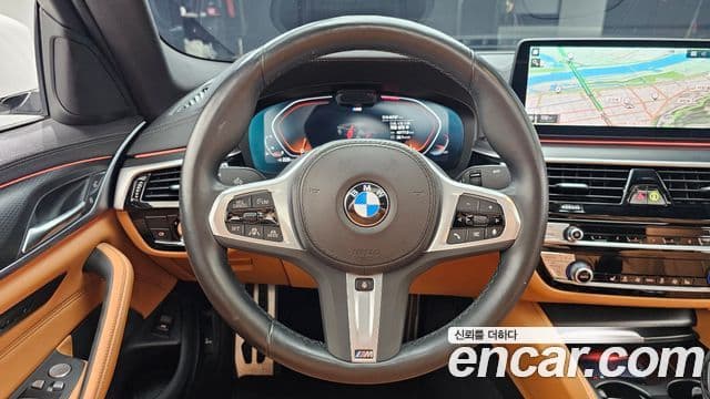 BMW 5 Series 2023 — Şəkil 12/20