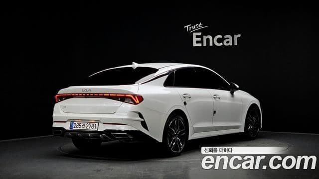 Kia K5 2023 — Şəkil 2/20