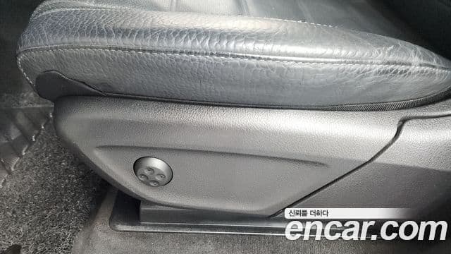 Mercedes-Benz GLE-Class 2021 — Photo 14/39