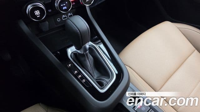 Renault Samsung Arkana 2025 — ფოტო 9/35