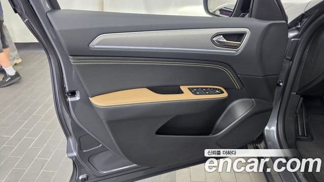 Renault Samsung Arkana 2025 — ფოტო 12/35