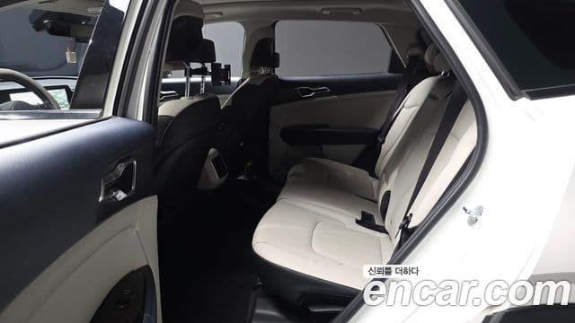 Kia Sportage 2021 — фото 12 из 20