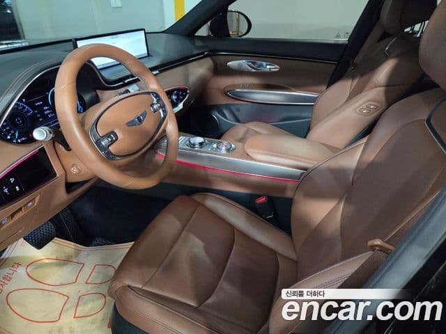 Genesis GV70 2022 — ფოტო 12/20