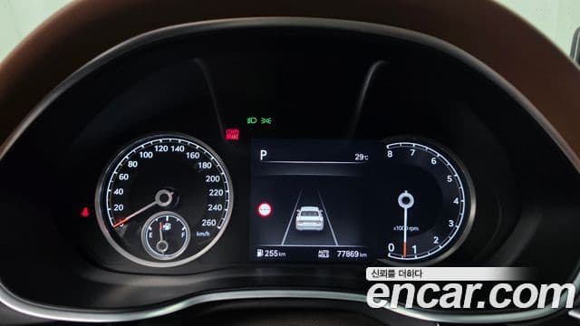 Genesis Electrified G80 2022 — ფოტო 8/20