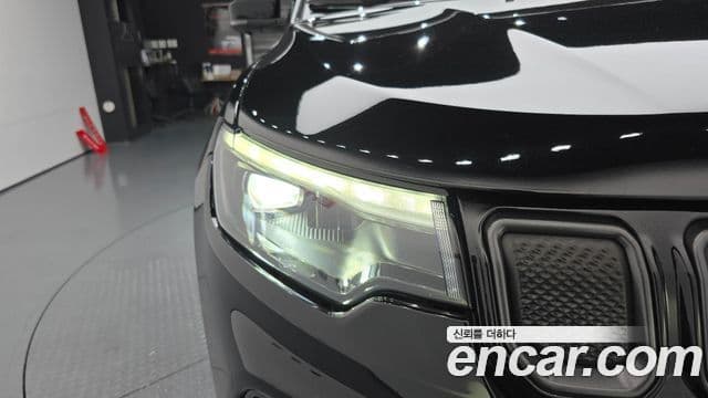 Jeep Compass 2022 — Photo 35/35
