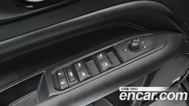Jeep Compass 2022 — Photo 34/35