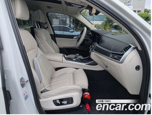BMW X7 2021 — Şəkil 16/19