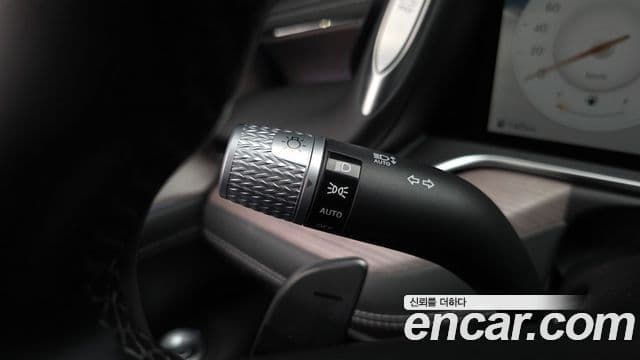 Genesis G90 2024 — ფოტო 18/36