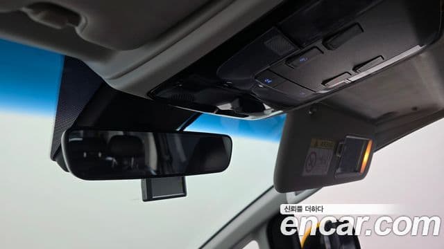 Hyundai Staria 2021 — фото 15 из 20