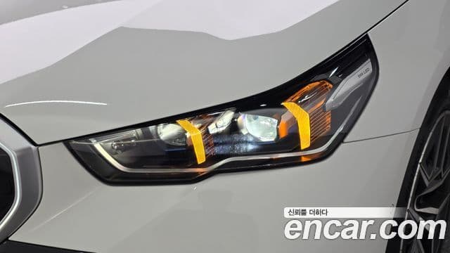 BMW 5 Series 2025 — Photo 8/31