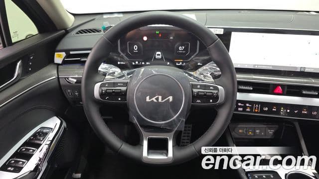 Kia K5 2026 — Şəkil 14/20