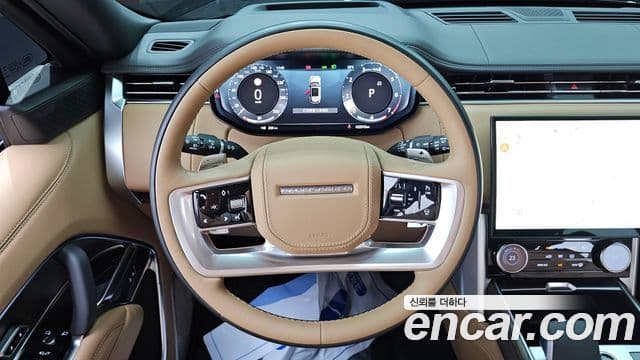 Land Rover Range Rover 2023 — фото 13 из 20