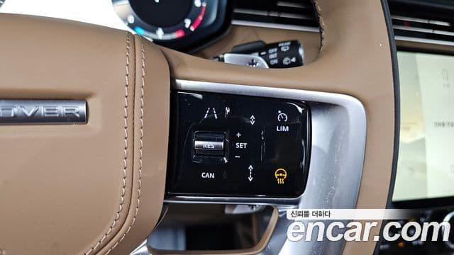 Land Rover Range Rover 2023 — ფოტო 18/20