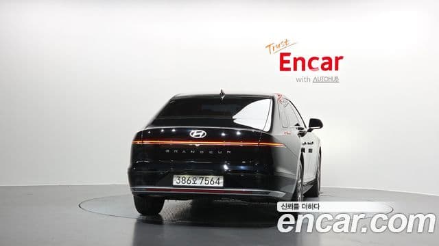 Hyundai Grandeur 2025 — ფოტო 4/20