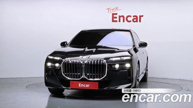 BMW 7 Series 2024 — ფოტო 3/20