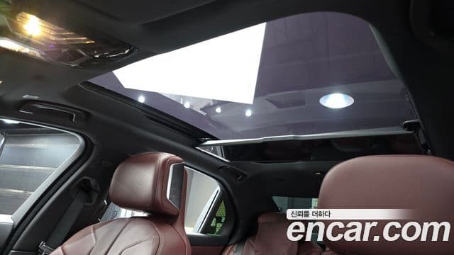 BMW 7 Series 2024 — ფოტო 19/20