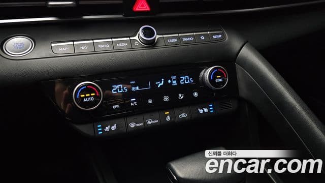 Hyundai Avante 2023 — Фото 19/20