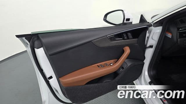 Audi A5 2023 — фото 14 из 20