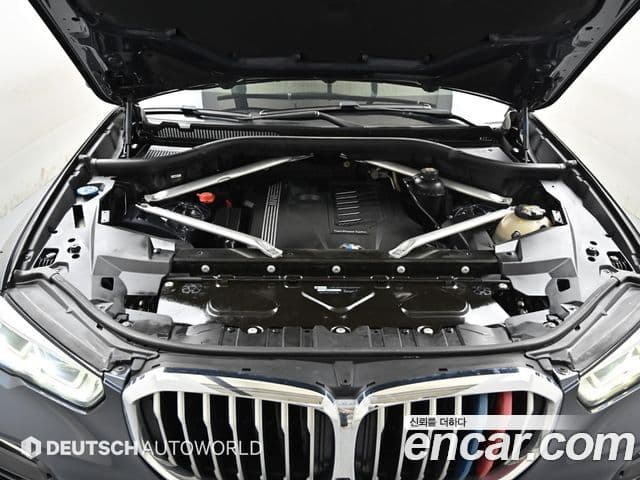 BMW X5 2020 — Photo 9/20