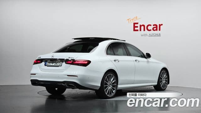 Mercedes-Benz E-Class 2022 — Şəkil 1/20