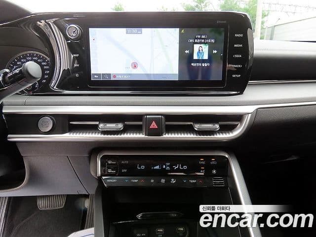 Kia K5 2022 — Şəkil 13/20