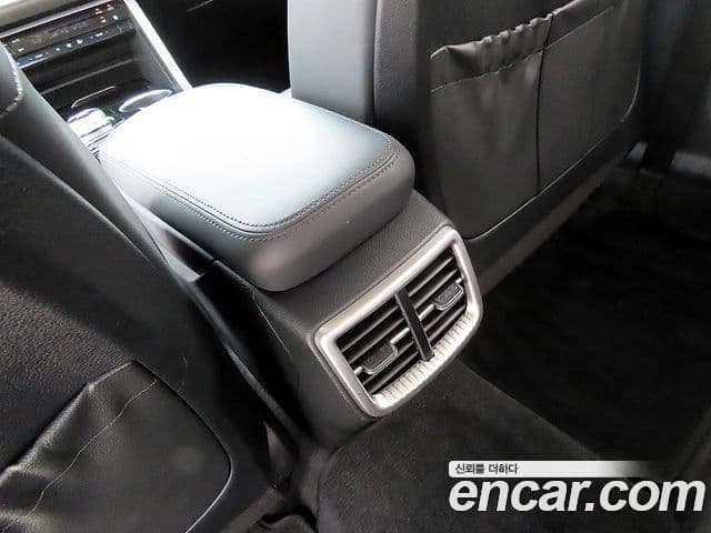 Kia K5 2022 — Şəkil 18/20