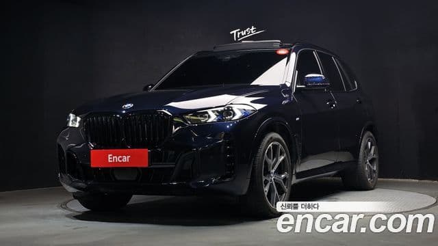 BMW X5 2026 — Фото 1/20