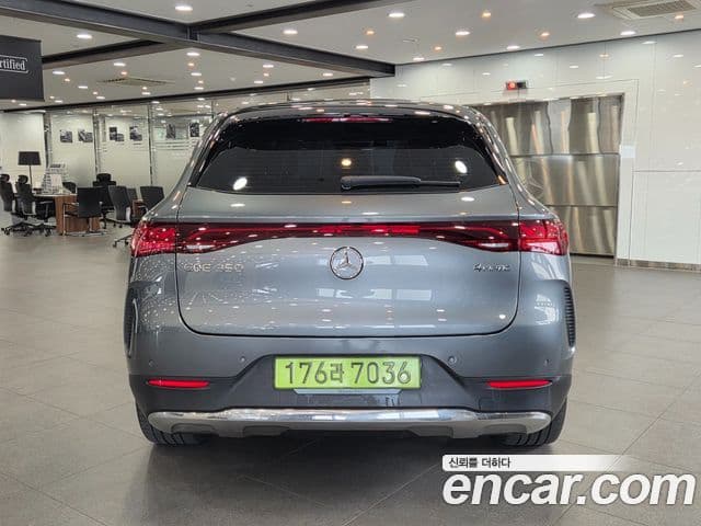 Mercedes-Benz EQE SUV 2025 — Photo 1/20