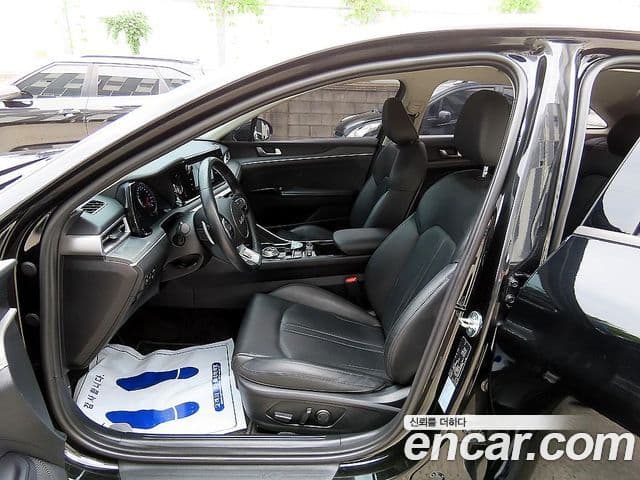Kia K5 2022 — ფოტო 4/19