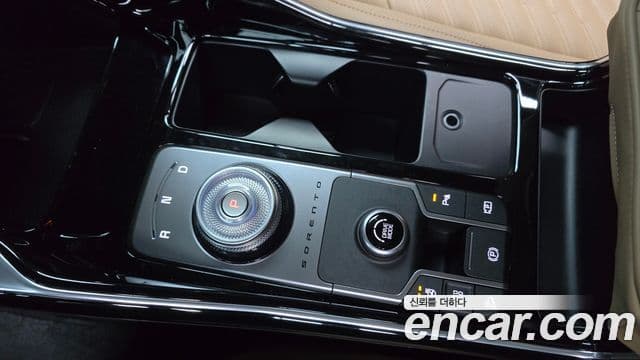 Kia Sorento 2025 — Фото 9/20