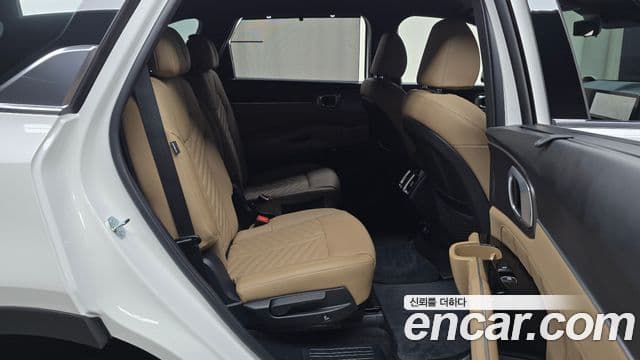Kia Sorento 2025 — Фото 11/20