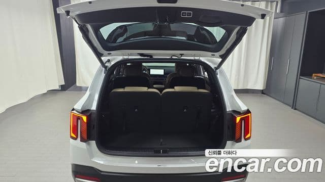 Kia Sorento 2025 — Şəkil 30/38