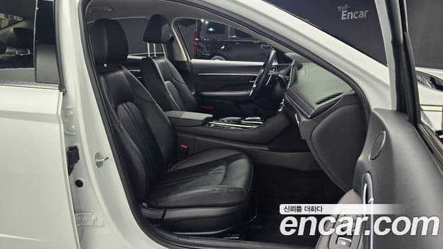 Hyundai Sonata 2022 — ფოტო 10/20