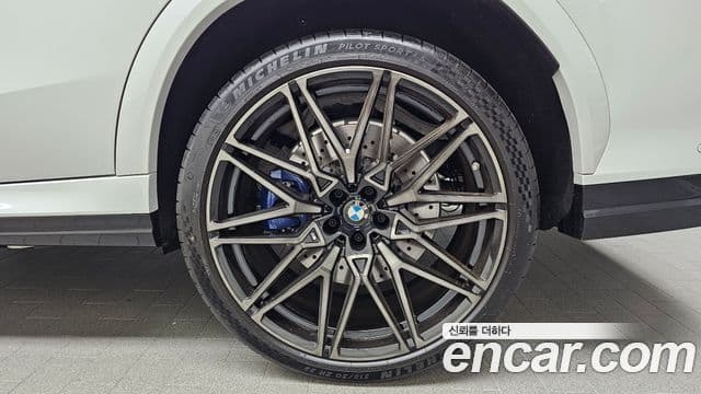 BMW X6M 2025 — Şəkil 16/34