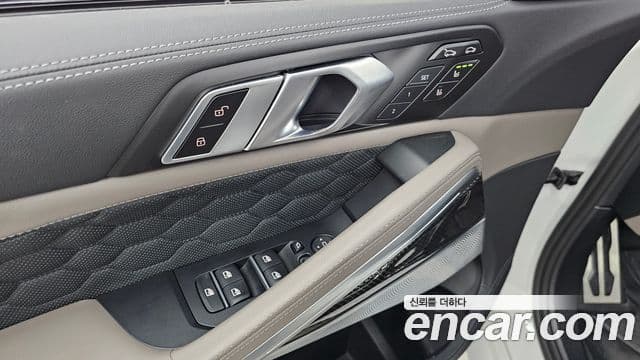 BMW X6M 2025 — Şəkil 17/34