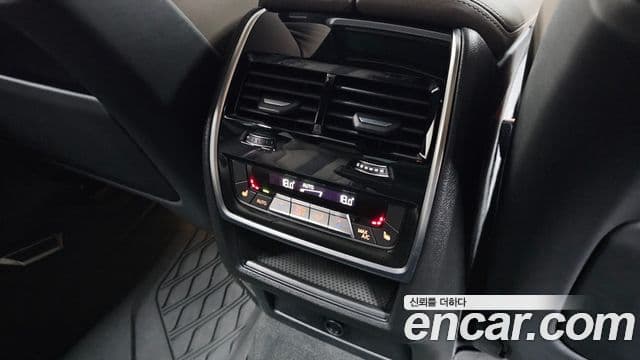 BMW X6M 2025 — Şəkil 12/34