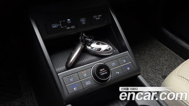 Hyundai Kona 2023 — Şəkil 17/20