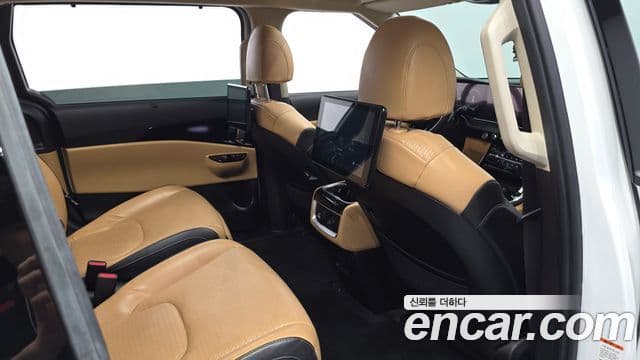 Kia Carnival 2020 — Şəkil 17/20