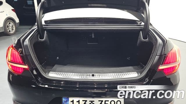 Kia The K9 2022 — ფოტო 23/31