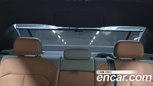 BMW 5 Series 2025 — Photo 27/33