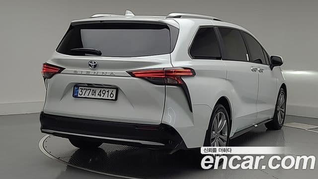 Toyota Sienna 2025 — Şəkil 1/20