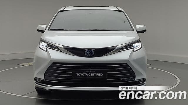 Toyota Sienna 2025 — Şəkil 2/20
