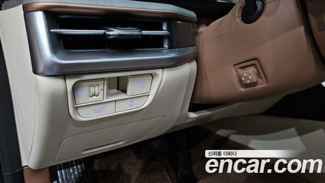 Hyundai Grandeur 2024 — ფოტო 18/20