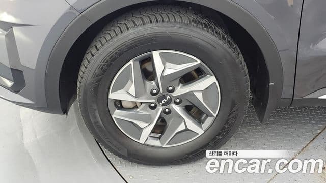 Kia Sorento 2022 — Фото 5/20