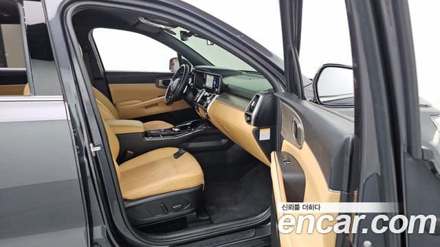 Kia Sorento 2022 — Фото 18/20