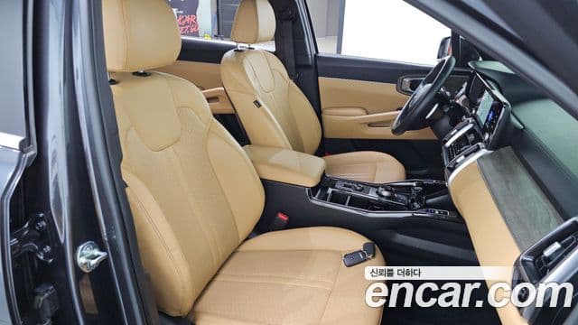 Kia Sorento 2022 — Photo 28/31