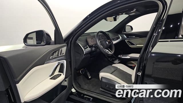 BMW X2 2025 — Фото 10/20