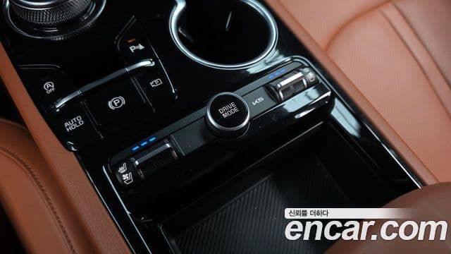 Kia K5 2024 — Şəkil 19/20